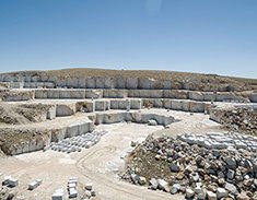 bekişoğlu şuhut ocak, bekişoğlu mermer, pool coping travertine, gri pool coping, sandblasted marble, afyon mermer, 