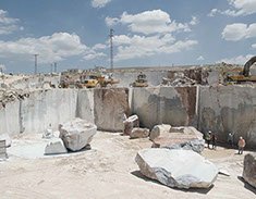 chiseled edge marble, su mermer, afyon mermer, pool coping, bardiglio pavers,